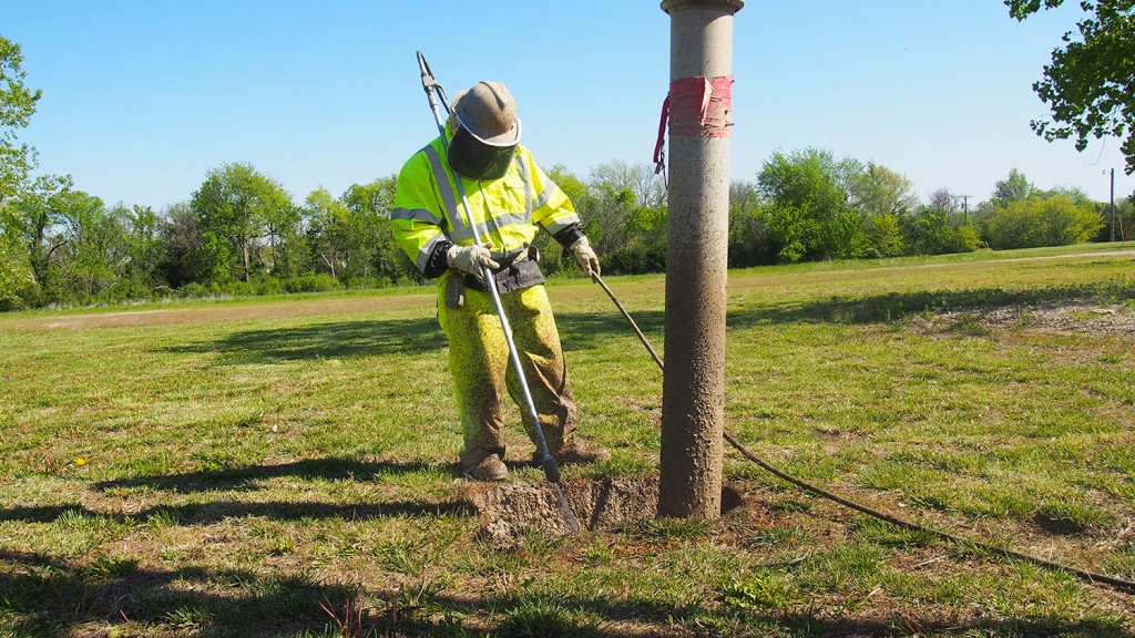 Hydrovac Service Worker ECS Hydrovac